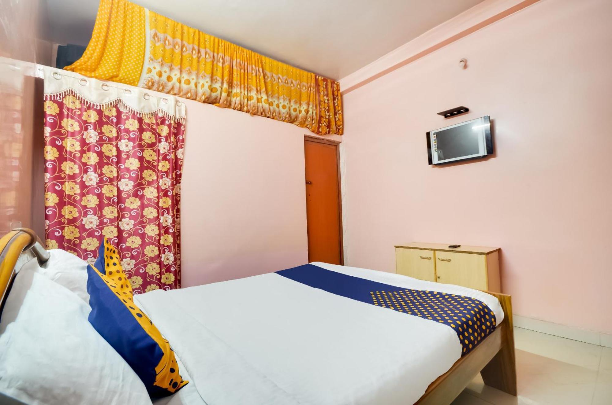Hotel O Sri Murugan Lodge コインバトール エクステリア 写真
