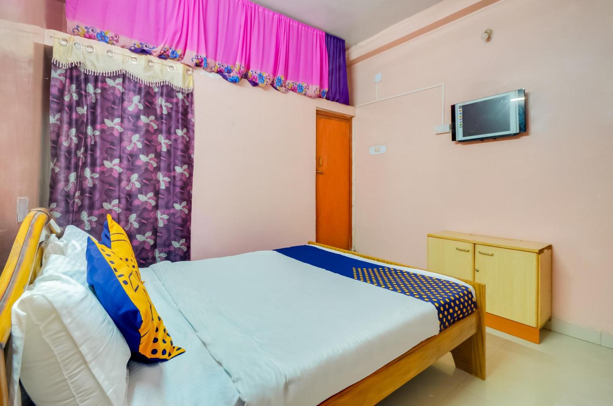 Hotel O Sri Murugan Lodge コインバトール エクステリア 写真